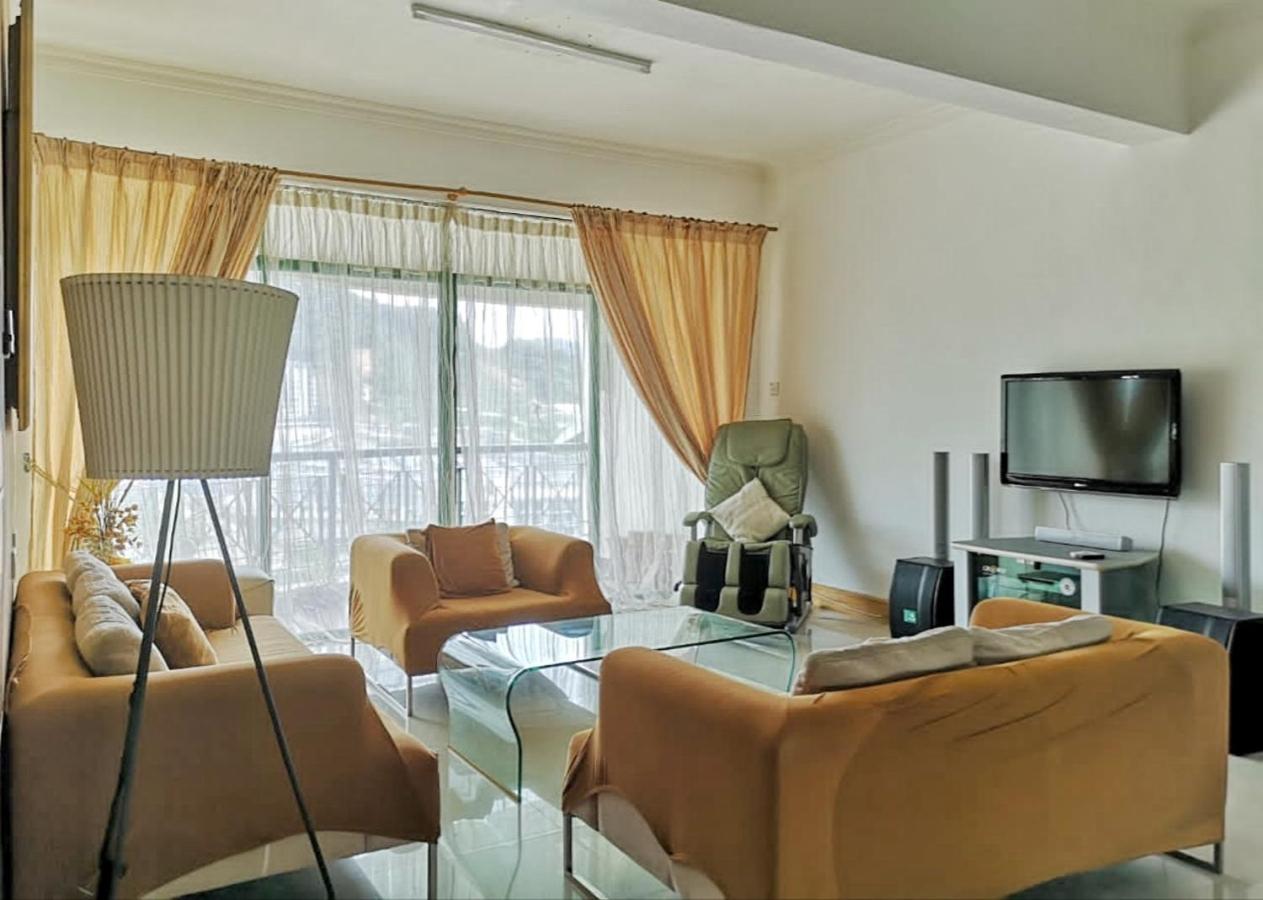 Luxury 3 Bedroom Homestay At Kea Farm Бринчанг Екстериор снимка